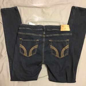 Hollister Jeans Size 7S  W28 L29